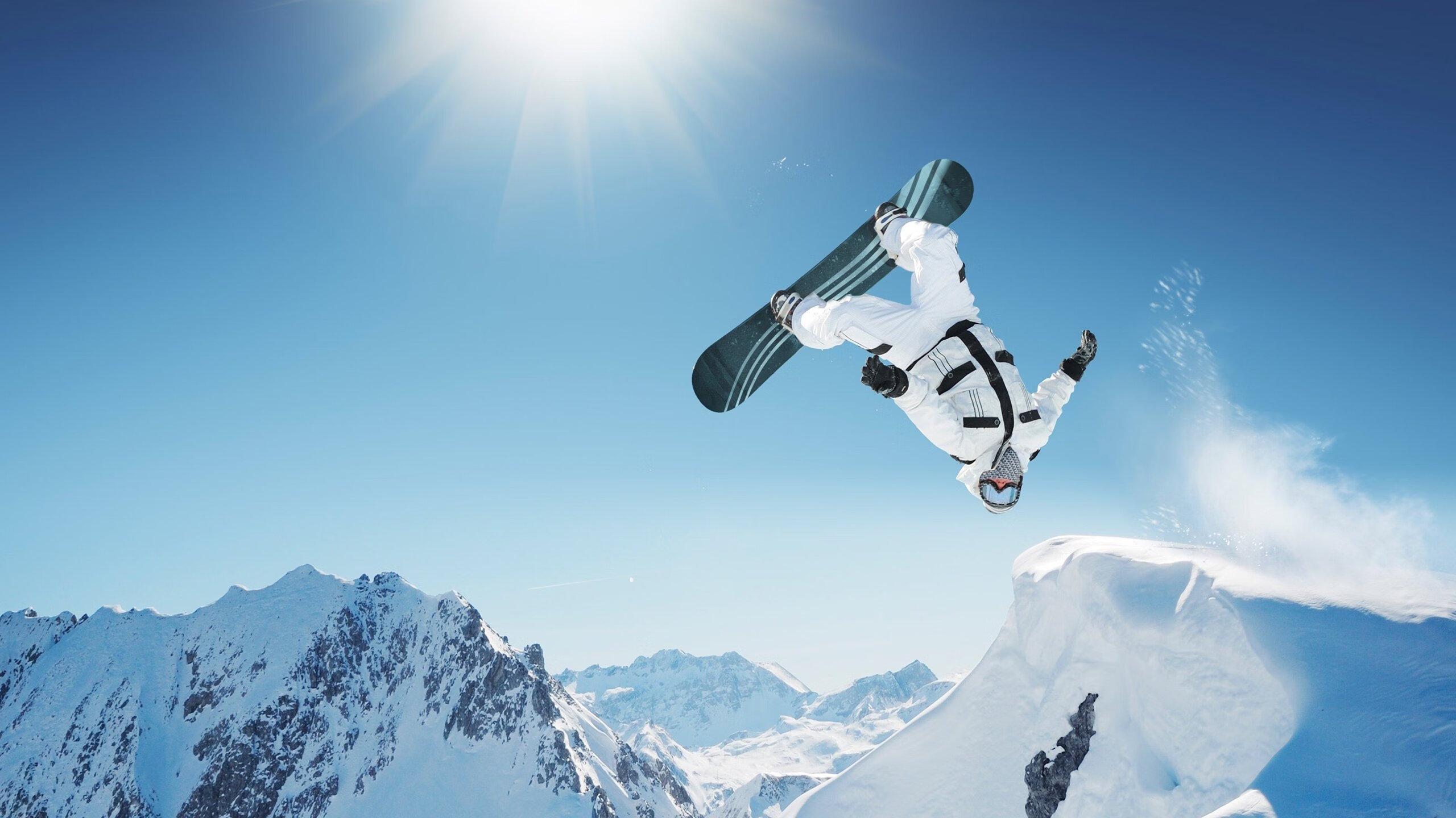 世界露营徒步穿越赛，探索未知的荒野奇景，自驾穿越露营