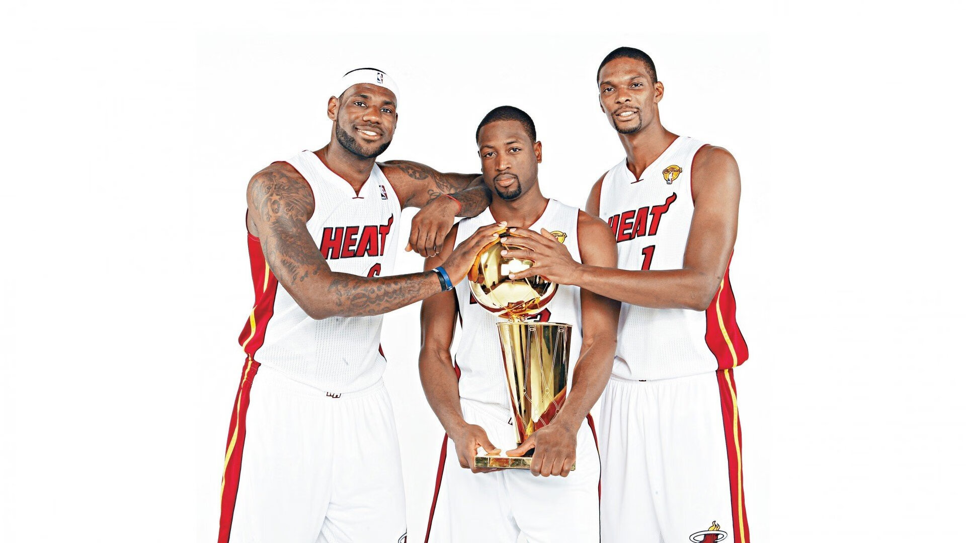 勇士推出主题夜活动,纪念库里职业生涯首战,2020年勇士库里